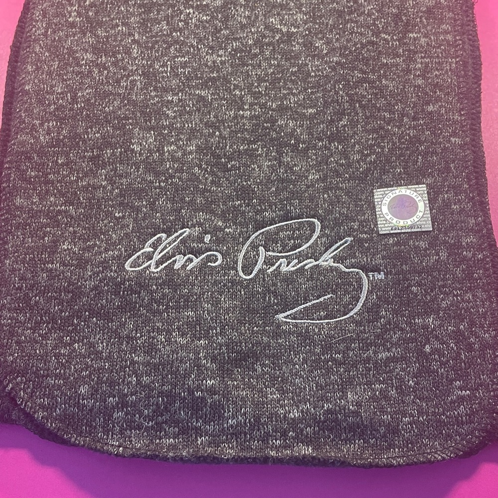 Official Elvis Presley Graceland knit scarf.